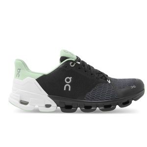 On cloud women’s shoes size 9